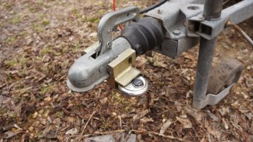 retrailer-hitch-lock-11.jpg retrailer-hitch-lock-11.jpg